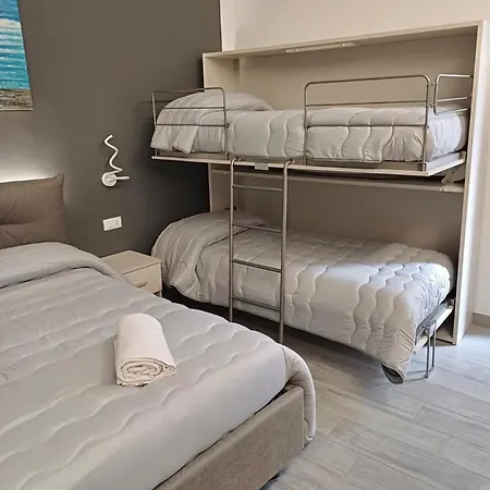 Costa Degli Dei Couette-café