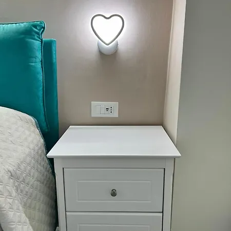 Couette-café Costa Degli Dei 3*