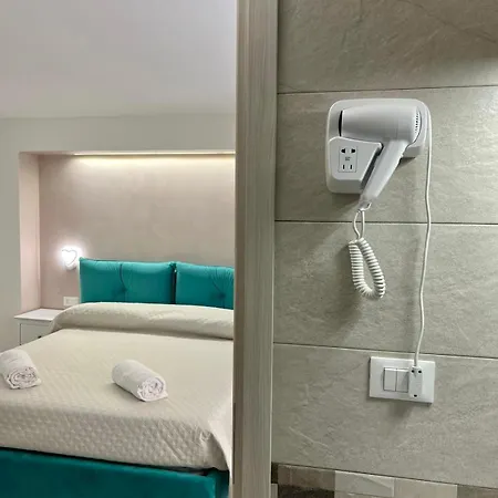 Costa Degli Dei Couette-café